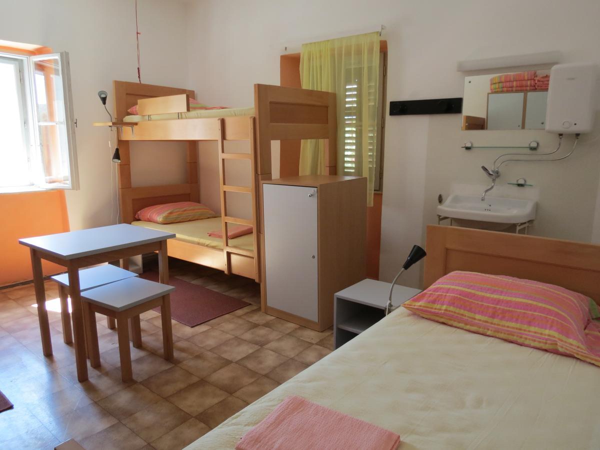 Hi Hostel เวลิโลชิน ภายนอก รูปภาพ