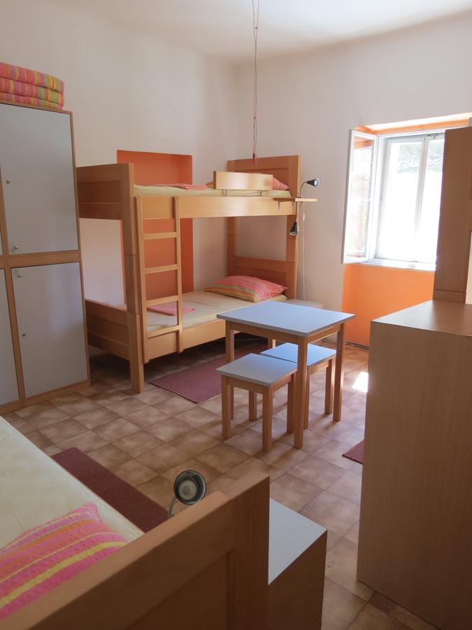 Hi Hostel เวลิโลชิน ภายนอก รูปภาพ